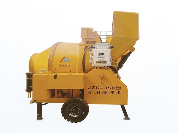 礦用濕噴臺(tái)車(chē)，礦用混凝土泵，礦用攪拌機(jī)發(fā)貨